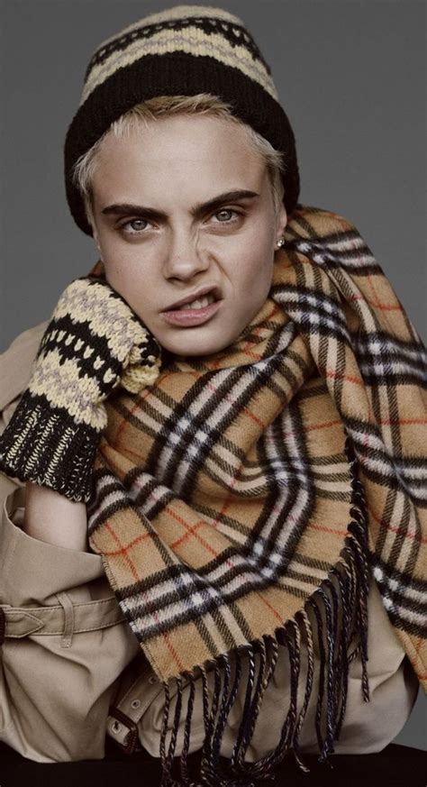 burberry frasi celebri|famous people wearing burberry.